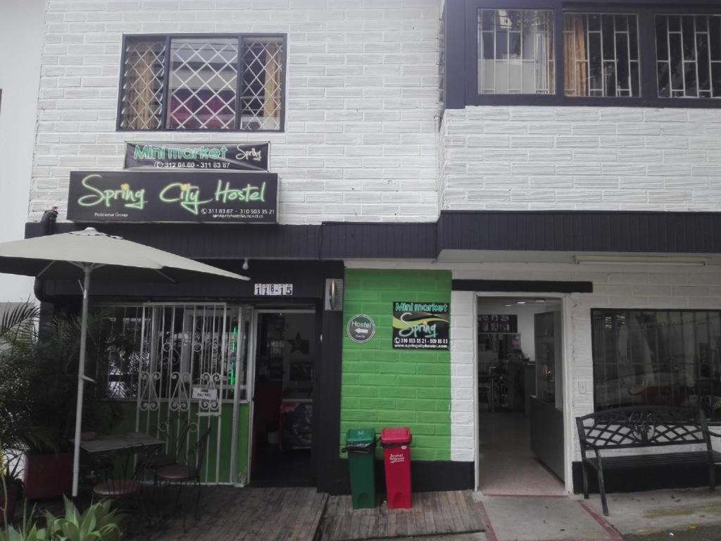 Hostel Spring City Medellín Extérieur photo