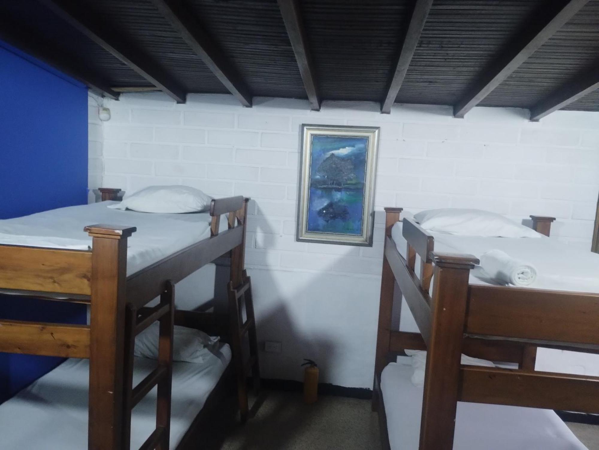 Hostel Spring City Medellín Extérieur photo